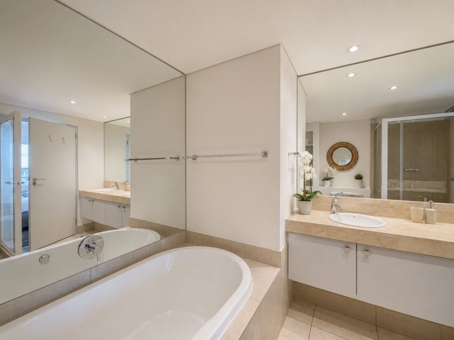 2 Bedroom Property for Sale in Cape Town City Centre Western Cape